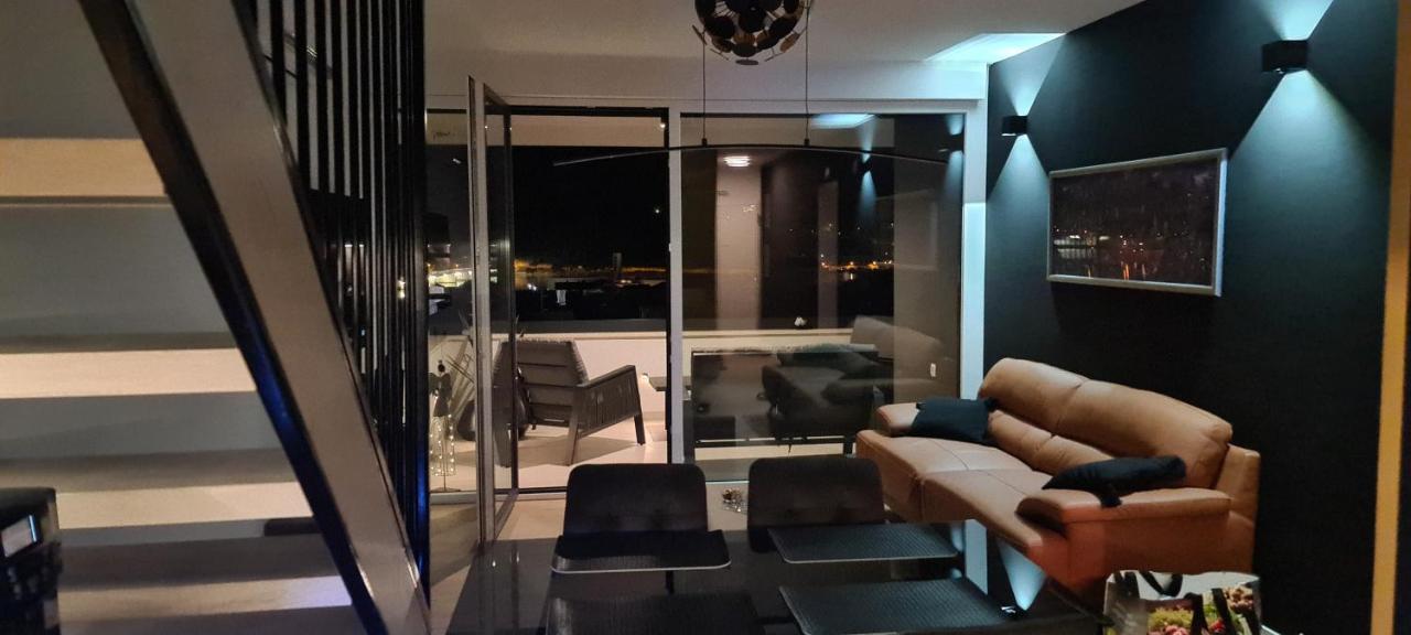 Penthouse Apartman Marcelina In Trogir Eksteriør bilde